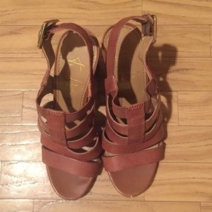 brown leather block heel